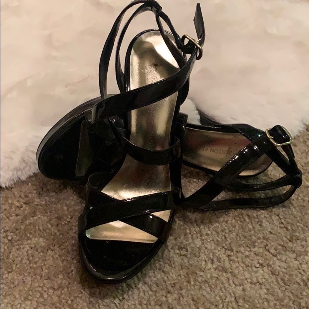 9.5 Black Painted high heeled shoes